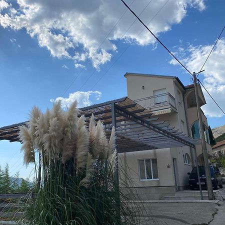 Sun City Apartments 特雷比涅 外观 照片
