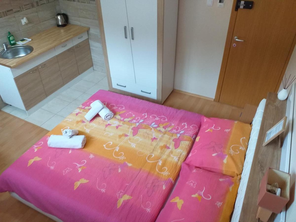 Sun City Apartments 特雷比涅 外观 照片