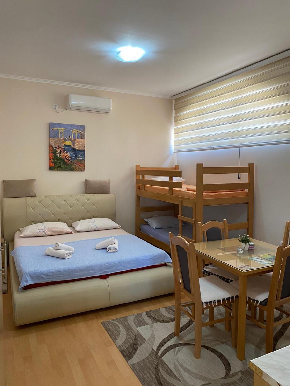 Sun City Apartments 特雷比涅 外观 照片